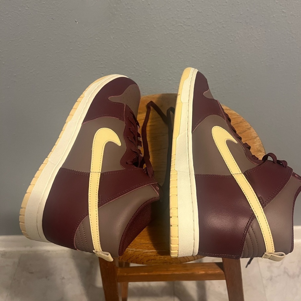 Nike Burgundy and Cream Athletic Shoes Nike Dunk High Plum Eclipse - Picture 2 of 6